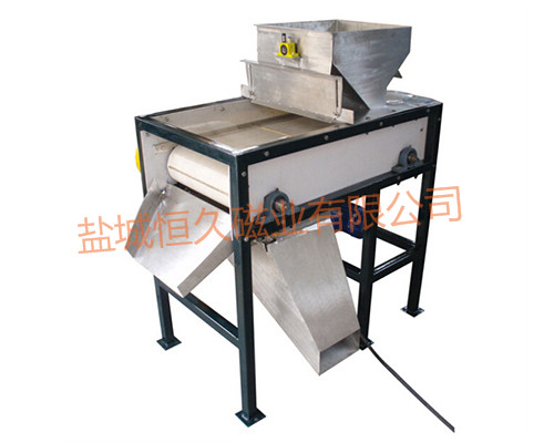全自动磁滚筒式输送带除铁器